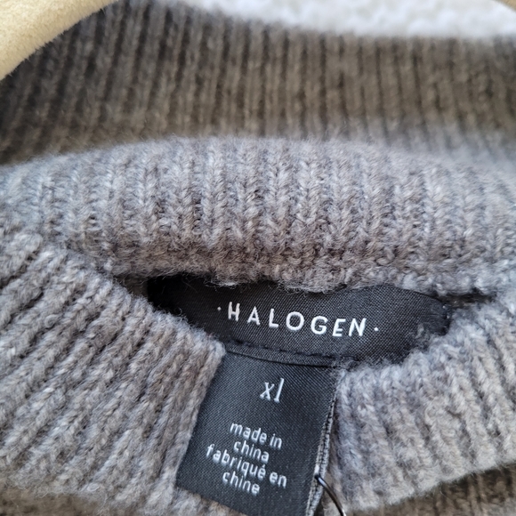 HALOGEN Black & Grey Color Block High Neck Unique Shoulder Long Sleeve Sweater - Picture 8 of 9